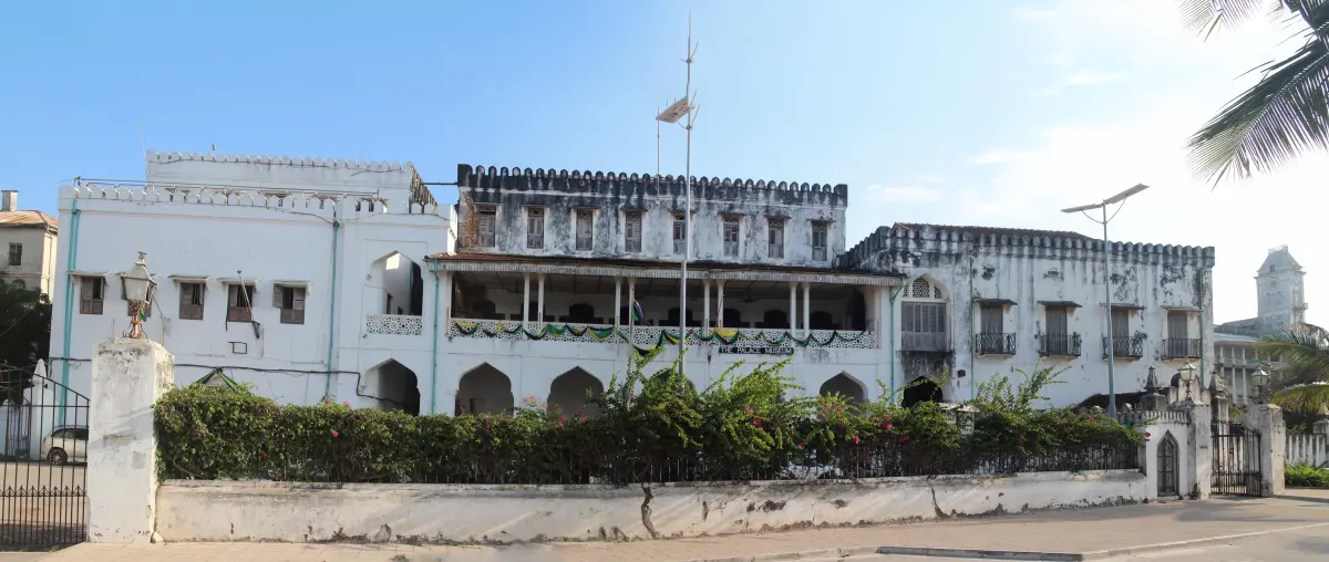 Safari To Zanzibar Memorial, Old Arab Fort, Palace Museum, Cultural Centre