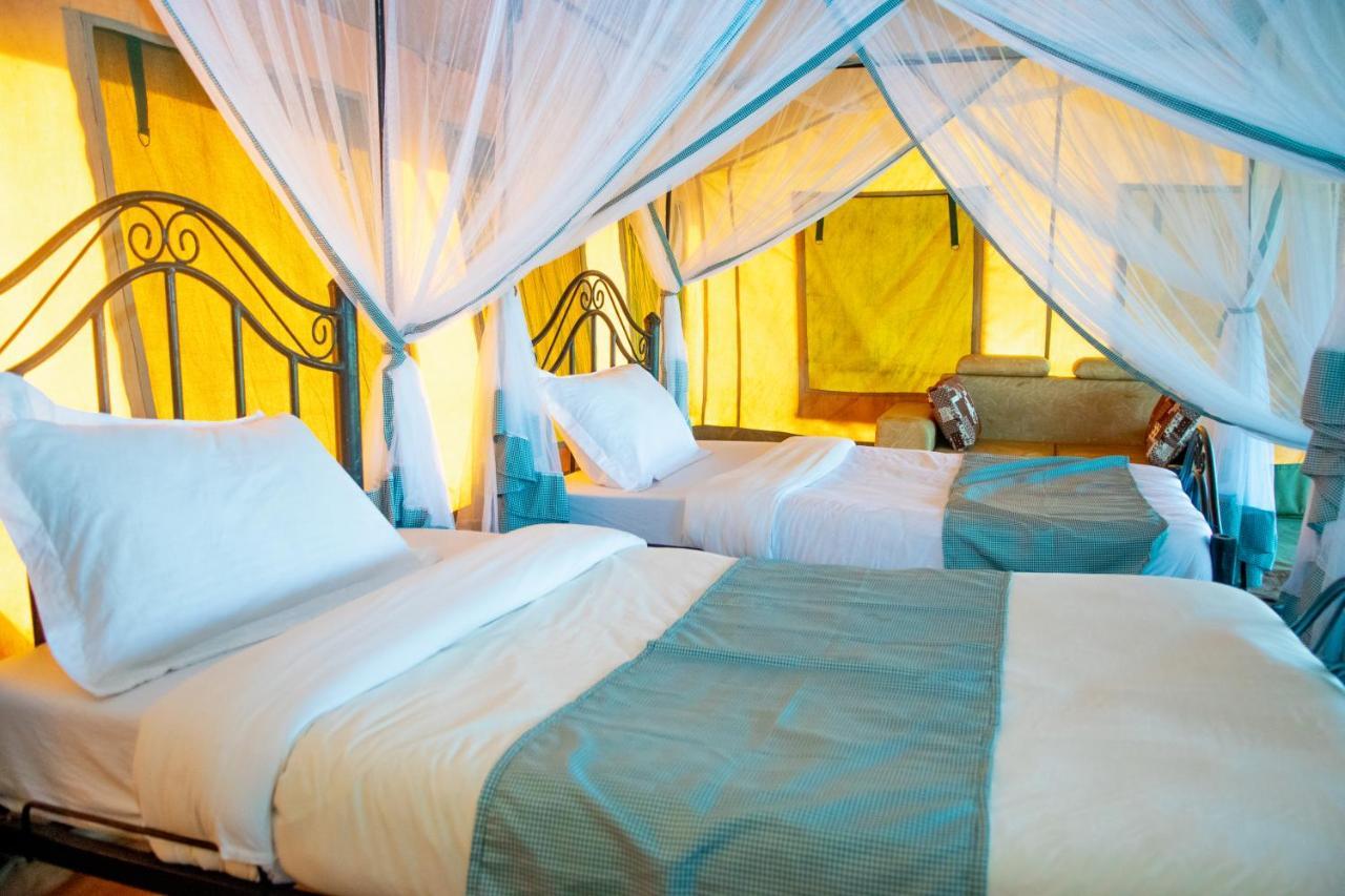 Serengeti Kamwene Tented Camp Hotel Nyabogati Exterior