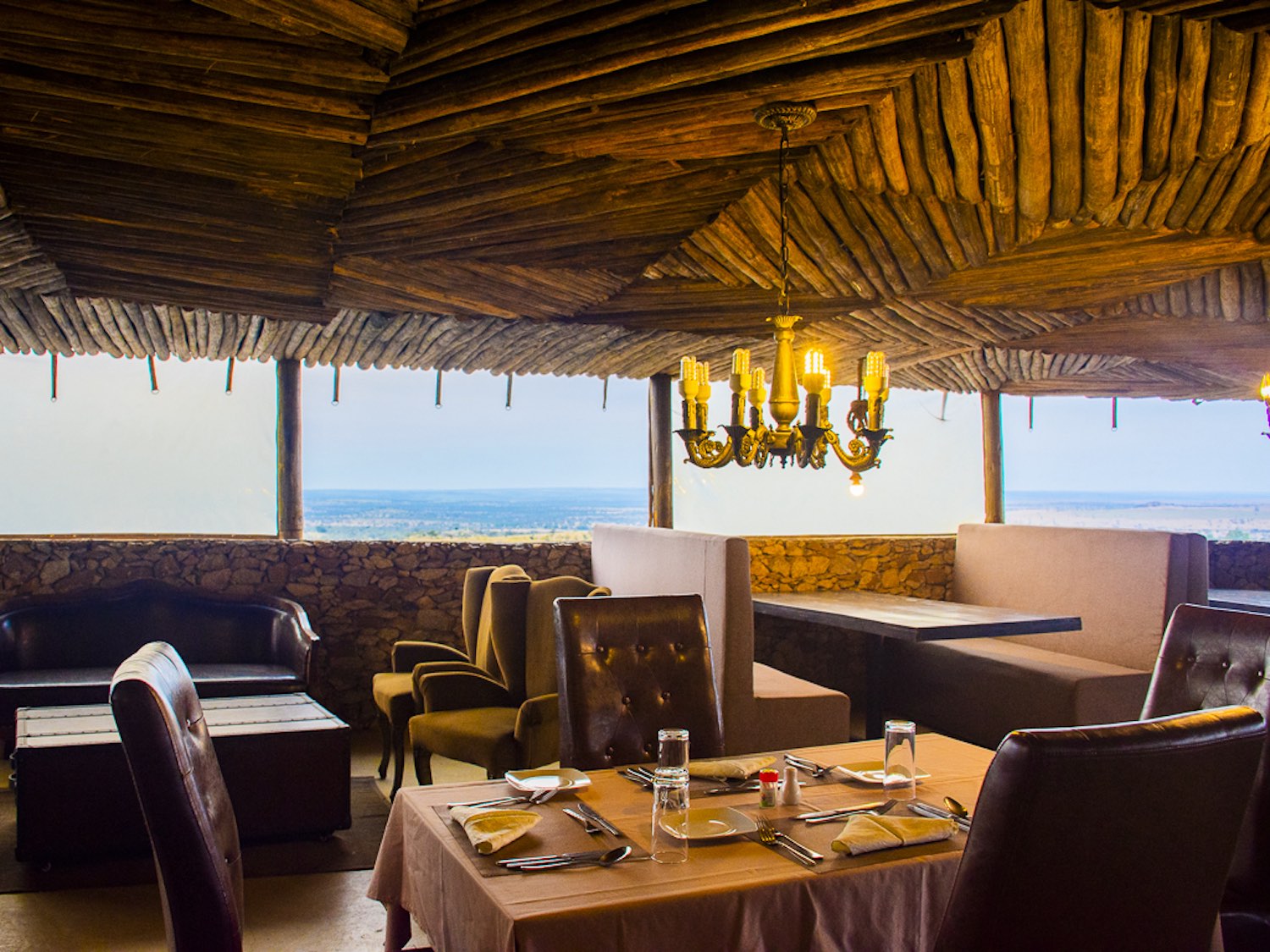 Serengeti Safari Lodge