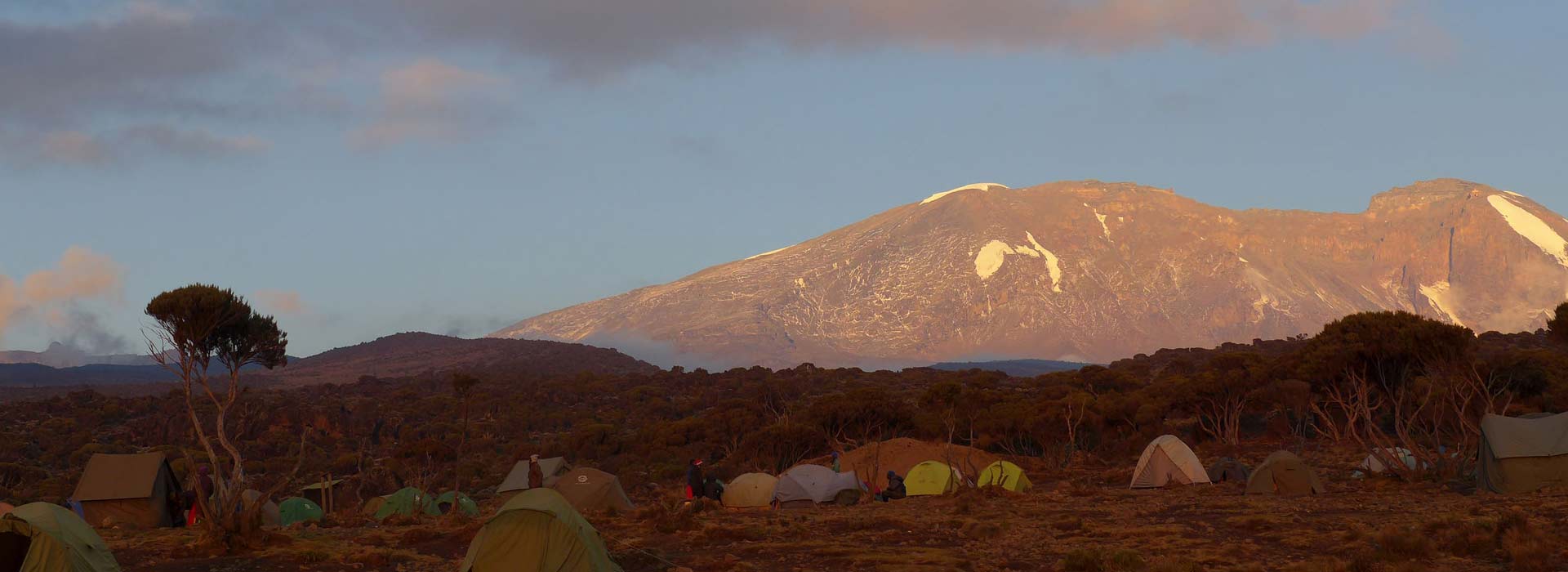 machame route banner