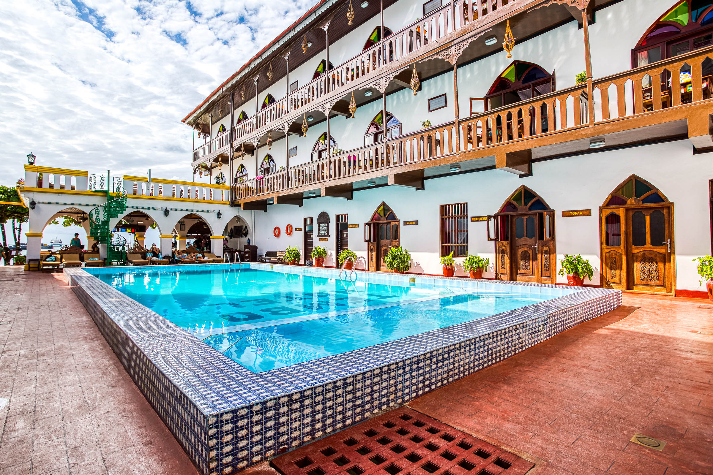 Swimming pool
