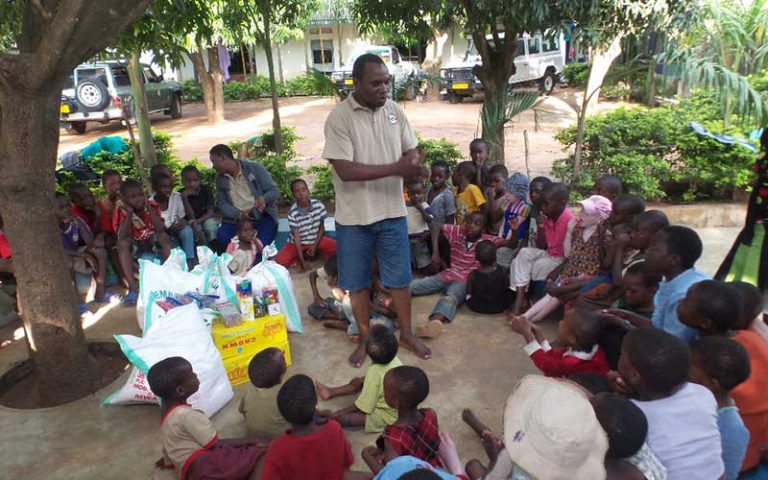 volunteering img
